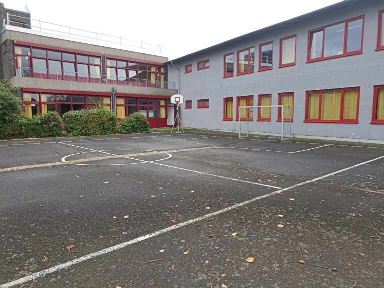 Der Schulhof der OGS